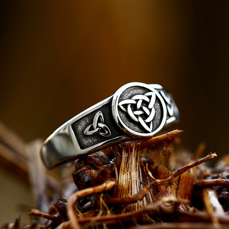 Celtic Knot Simple Fashion Men's Ring