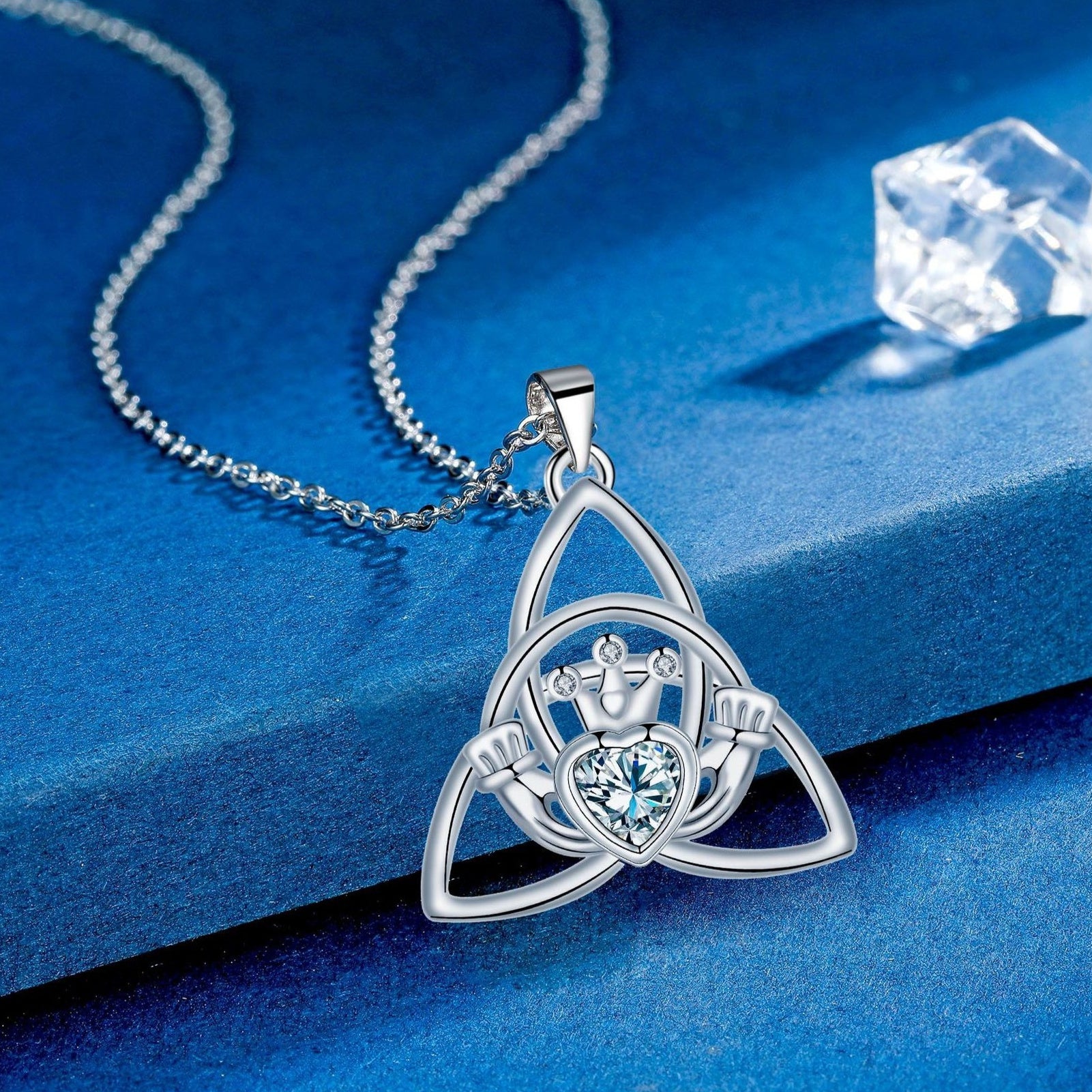 Celtic Light Luxury High-grade Necklace