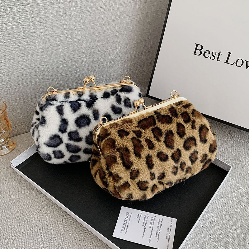 Western style plush pouch