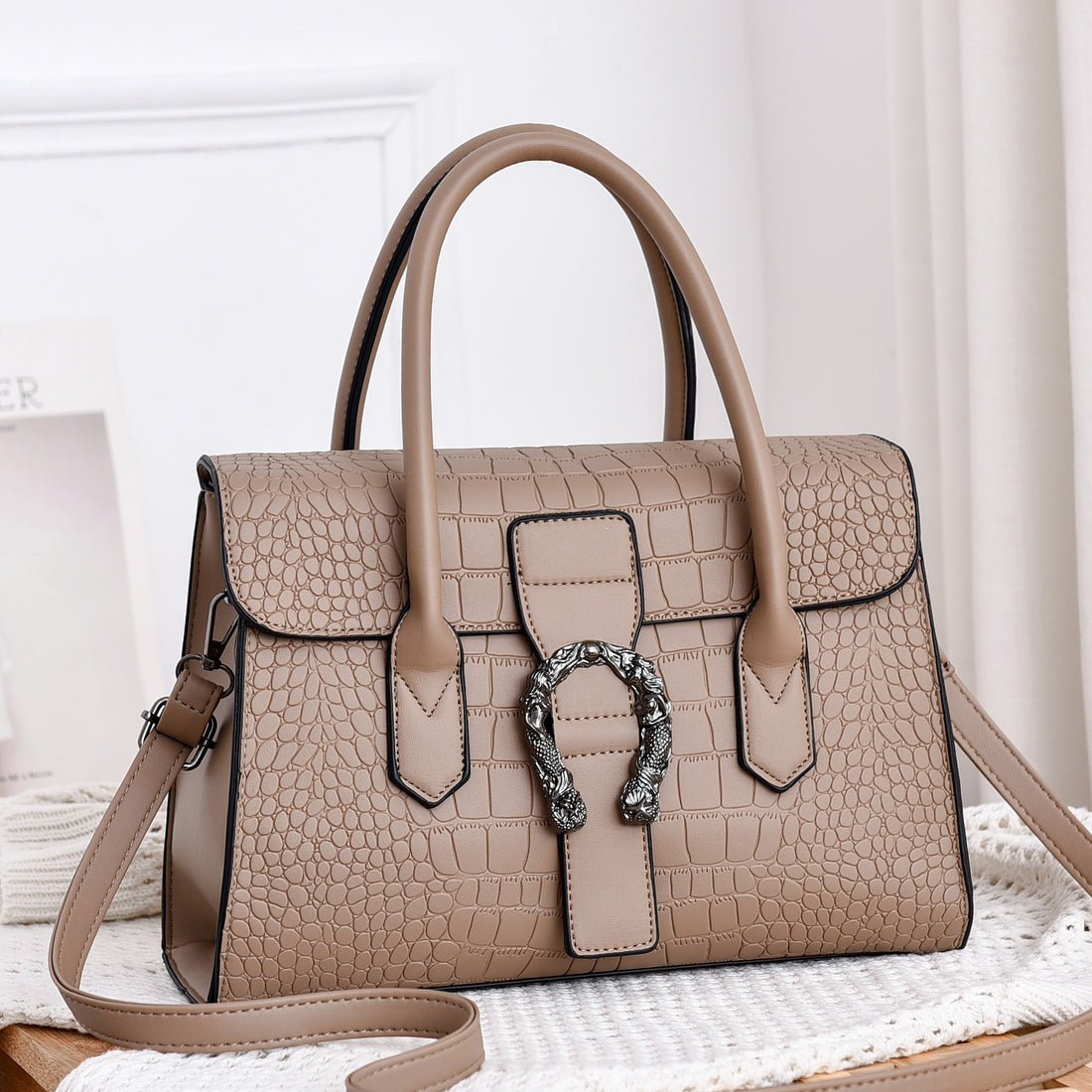 Korean Fashion Women's Shoulder Diagonal Tote Bags