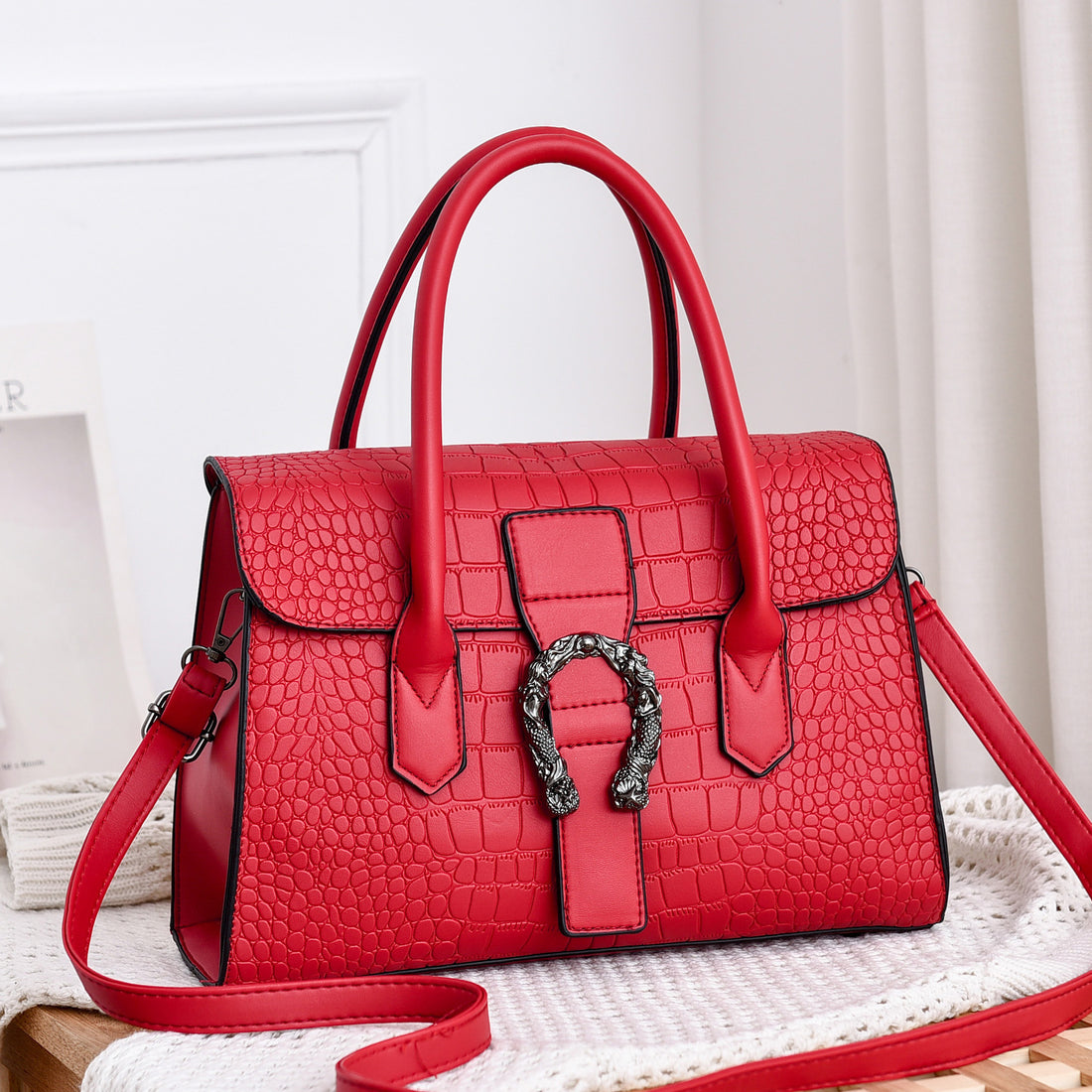 Korean Fashion Women's Shoulder Diagonal Tote Bags