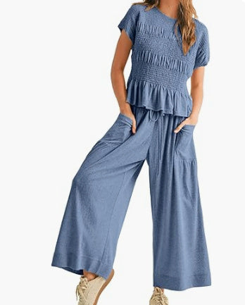 Women's 2-piece Pleated Top And Wide Leg Pants