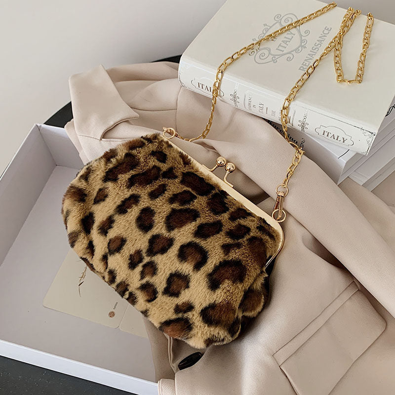 Western style plush pouch