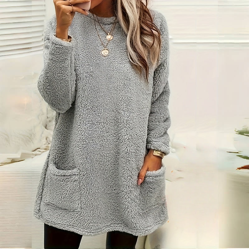 Women's Long Sleeved Pocket Plush Hoodie