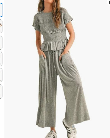 Women's 2-piece Pleated Top And Wide Leg Pants