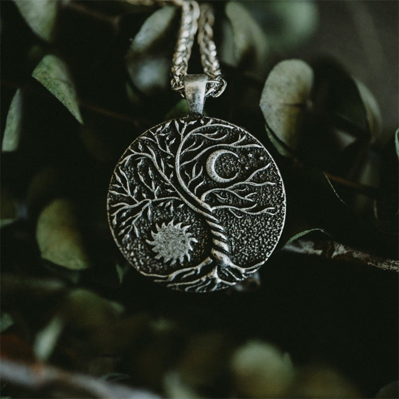 Sun Moon Delicate Pendant Necklace Lock