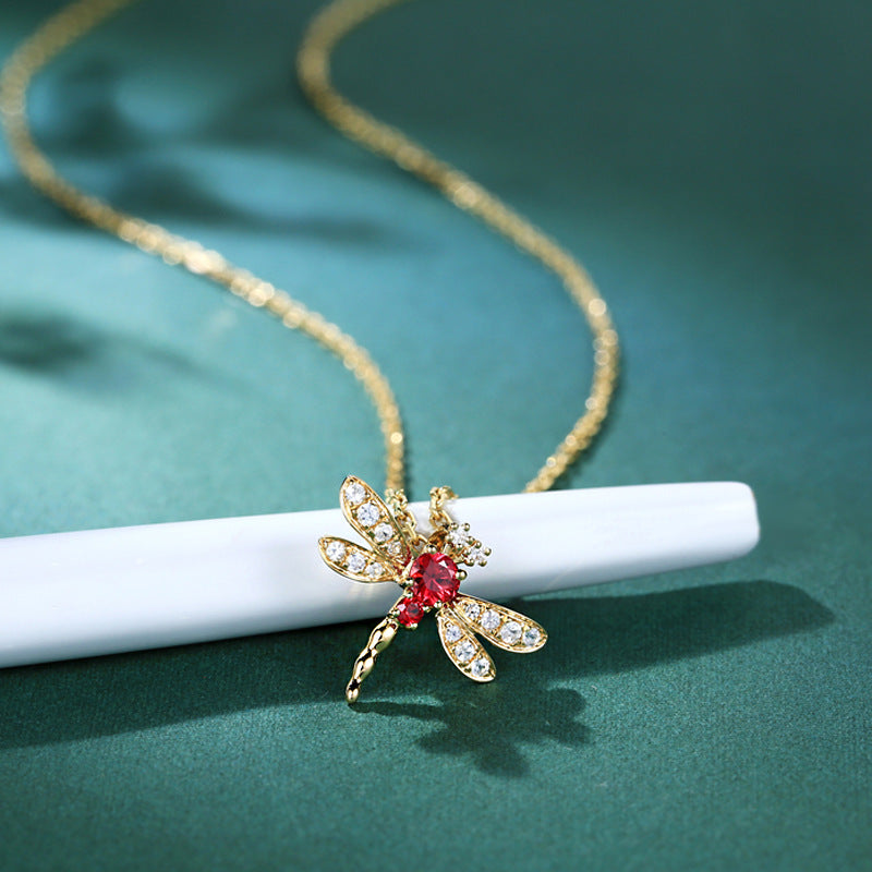 Vintage Creative Moon Red Roses Pendant