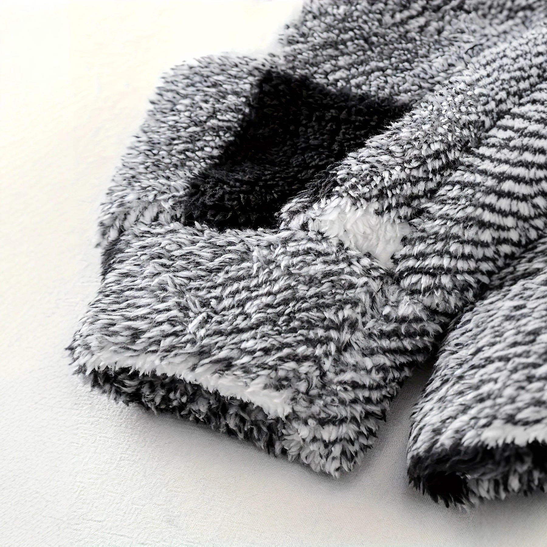 European And American Fur Men's Break