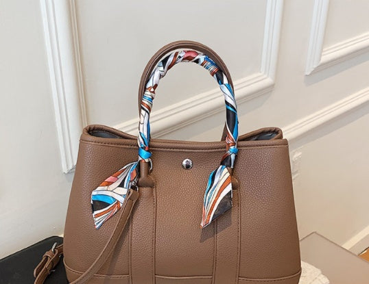 Crossbody Wild Garden tote bags