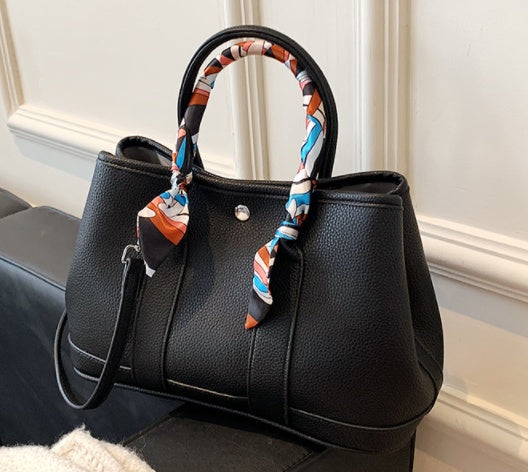 Crossbody Wild Garden tote bags